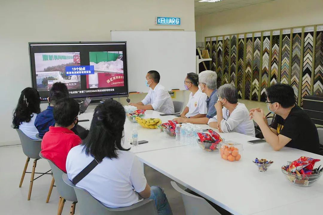 张艳红厂长及yp街机再生伙伴热情接待、就产品生产、公司及马来西亚工厂的情况做了详细介绍